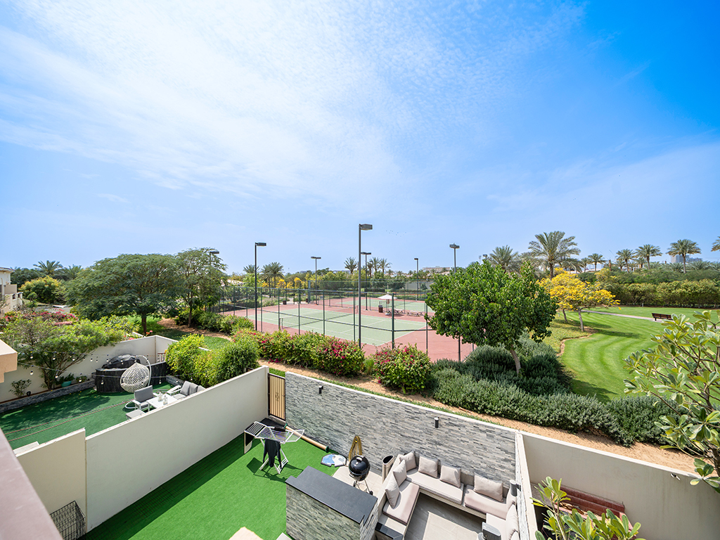 Single Row Park Backing 2M | Fully Upgraded | VOT