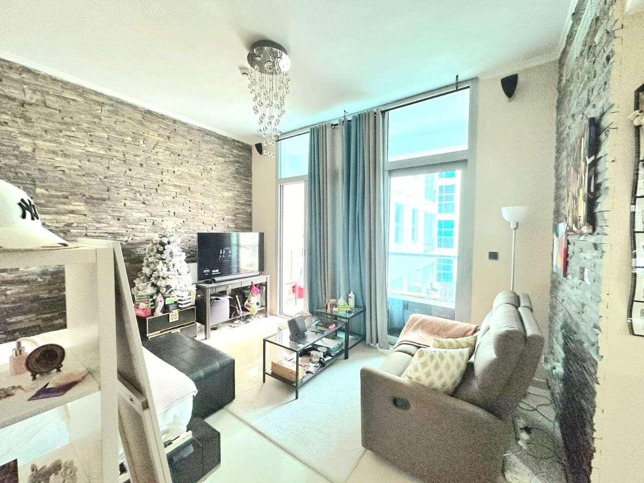 Fully Furnished | Close To Metro | Prime Location