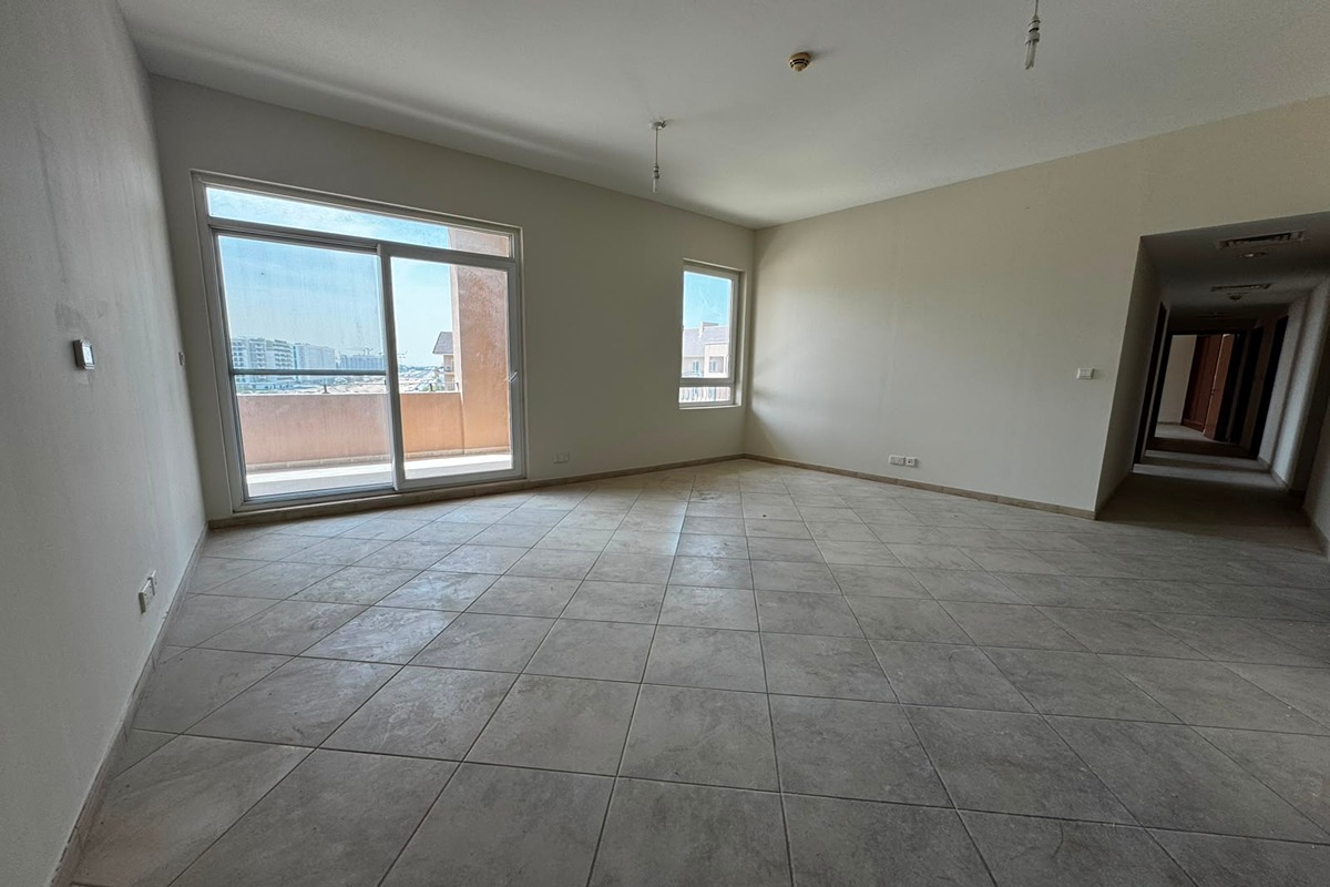 Fixed Price | High Floor-Vacant | East Facing