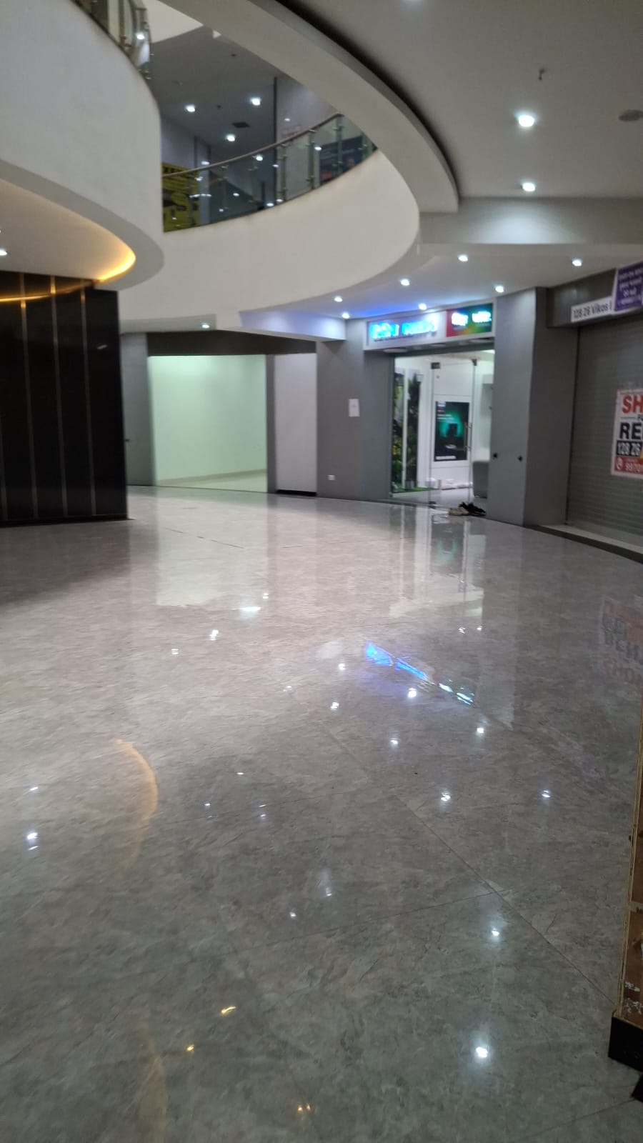 "93 Avenue Mall,  Kalubai Chowk, Solapur Highway, Fatima Nagar"