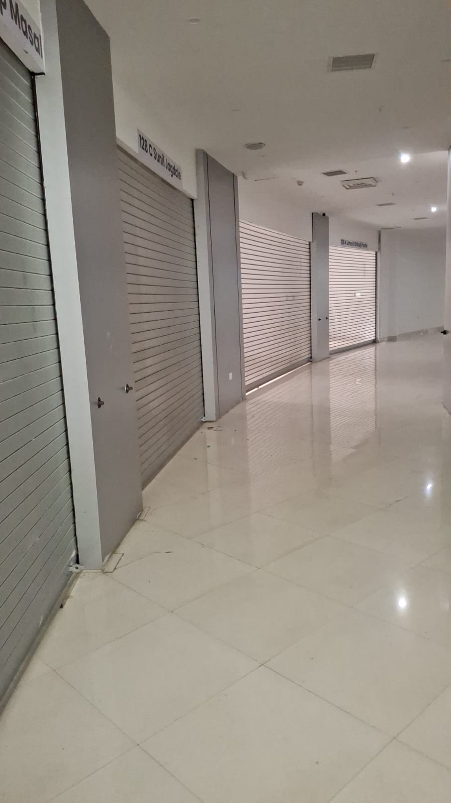 "93 Avenue Mall,  Kalubai Chowk, Solapur Highway, Fatima Nagar"