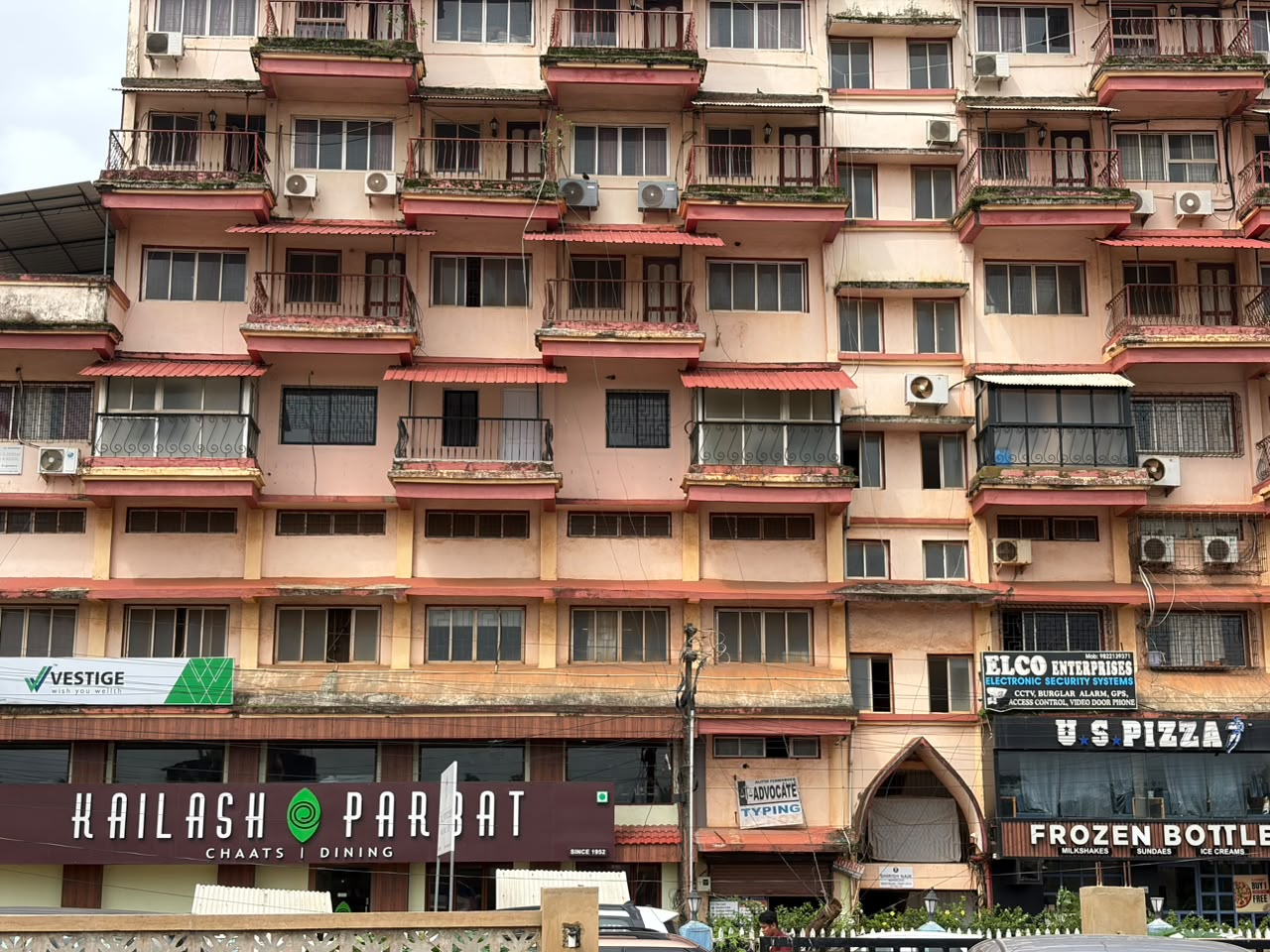 MIDASTOUCH BUILDING, OLD MARKET, MARGAO. (Avinash 2)