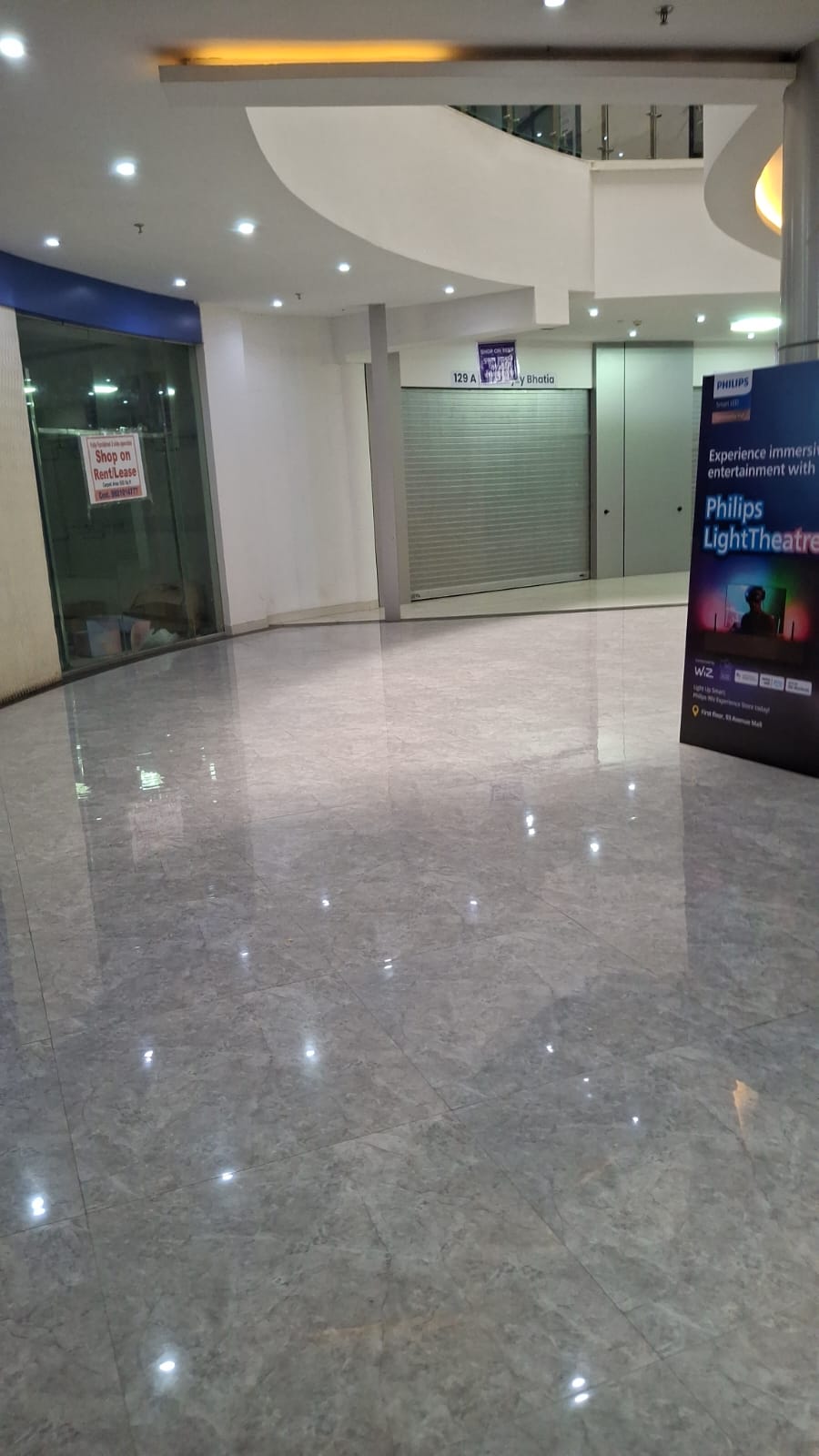 "93 Avenue Mall,  Kalubai Chowk, Solapur Highway, Fatima Nagar"