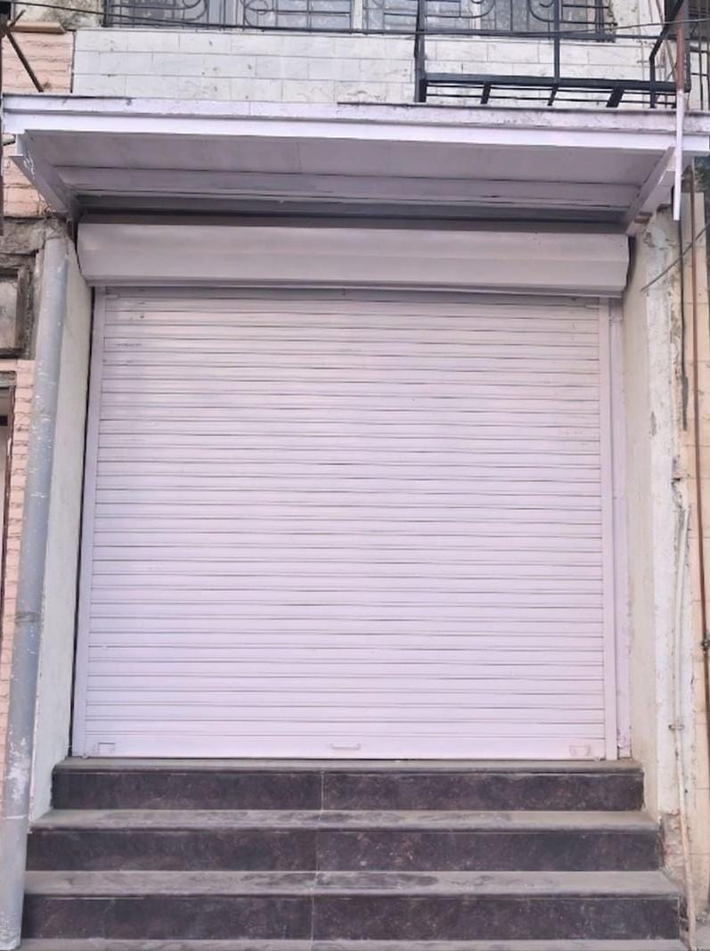 Vakola, Santacruz east