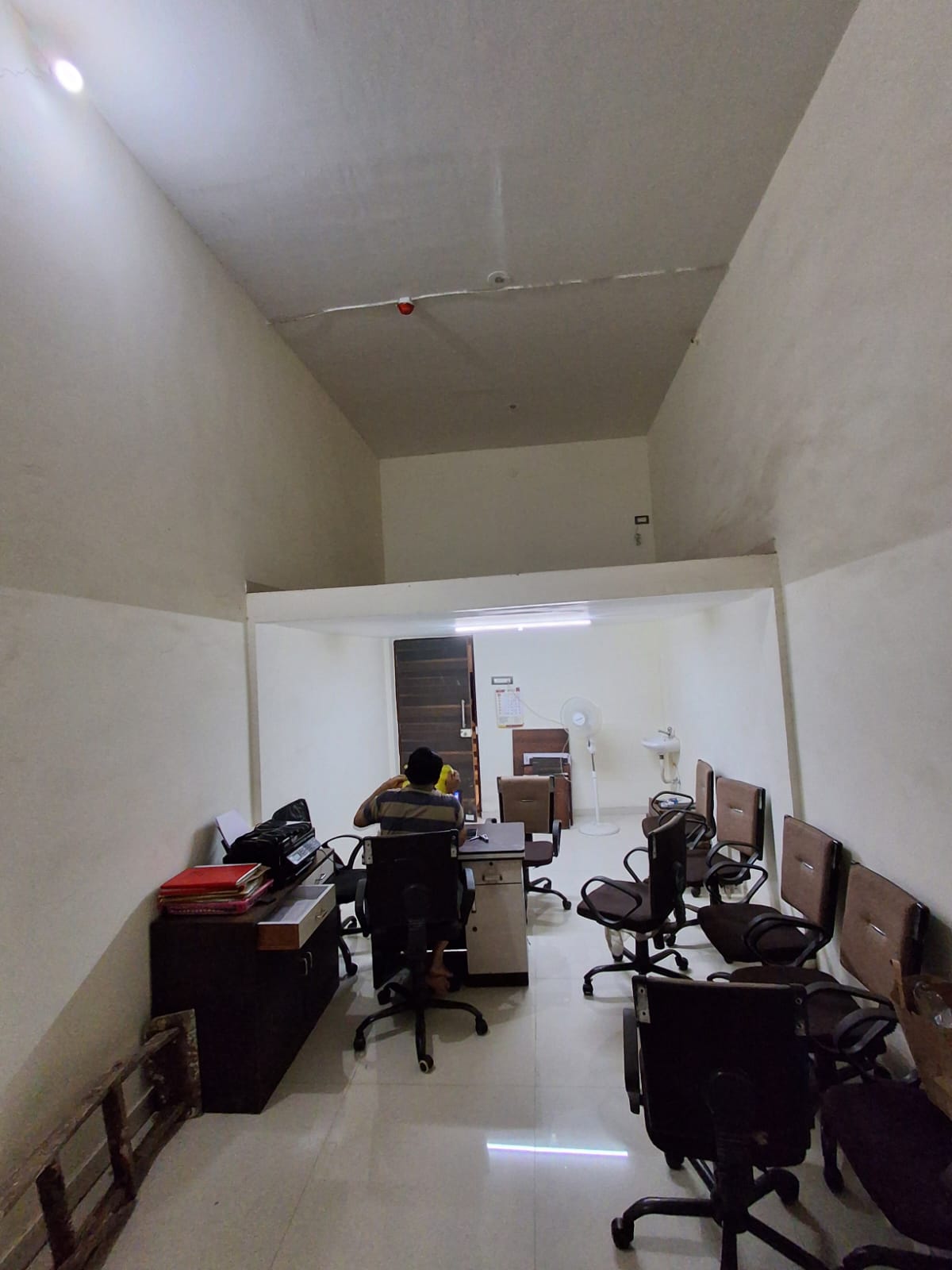 Gayatri Sankul, near nana-nani park, kalyan station