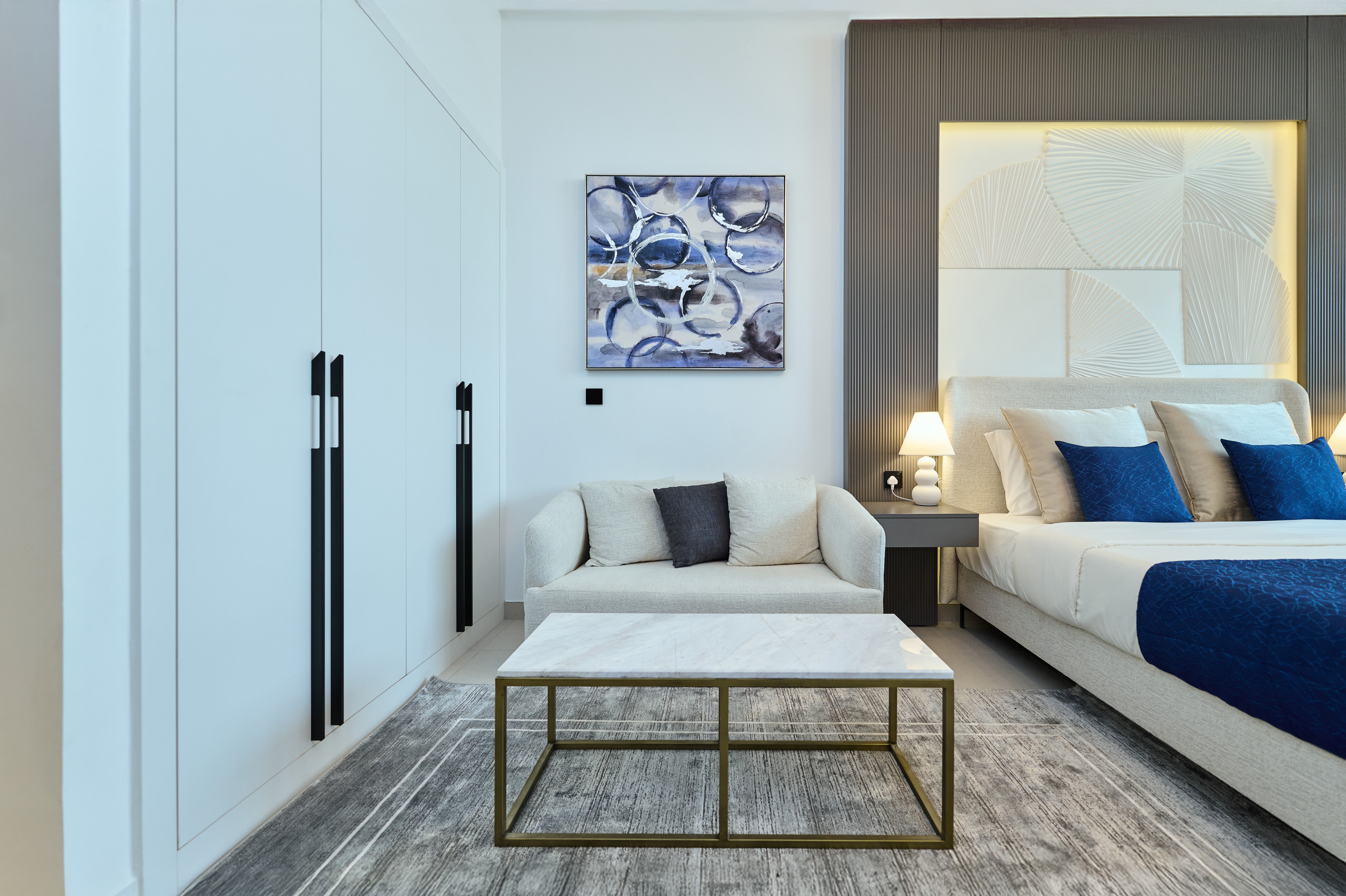 VACANT | FULLY FURNISHED| BRIGHT SPACIOUS