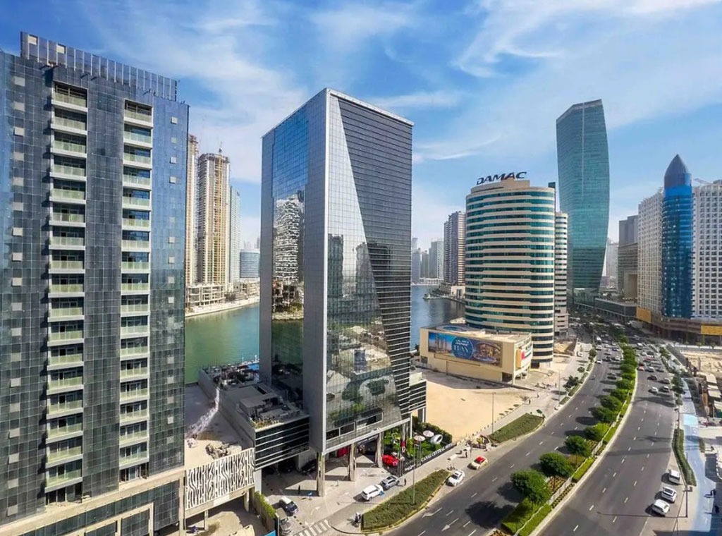 Lowest Price l Canal View | Vacant | Negotiable