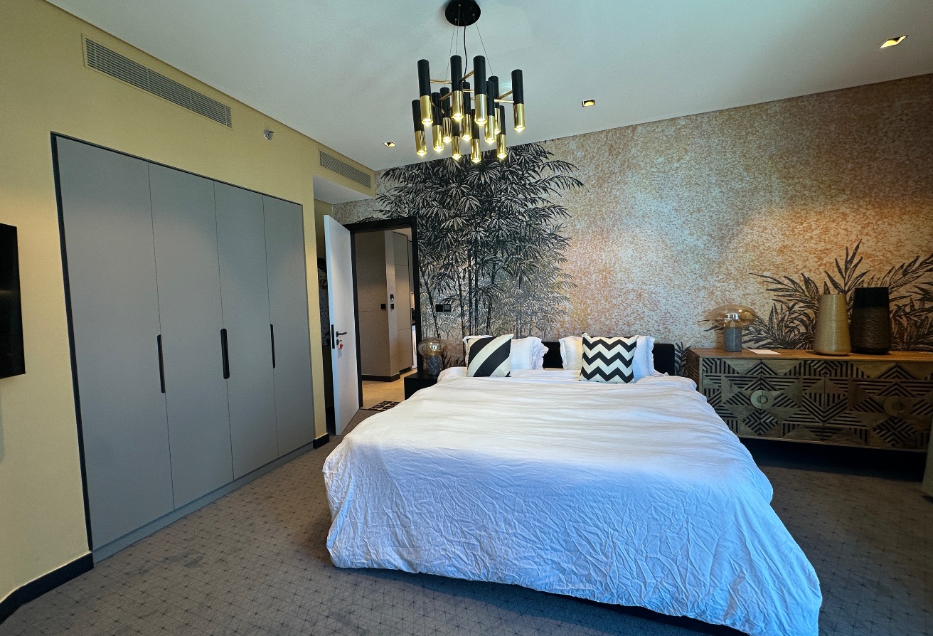 Business Bay 6