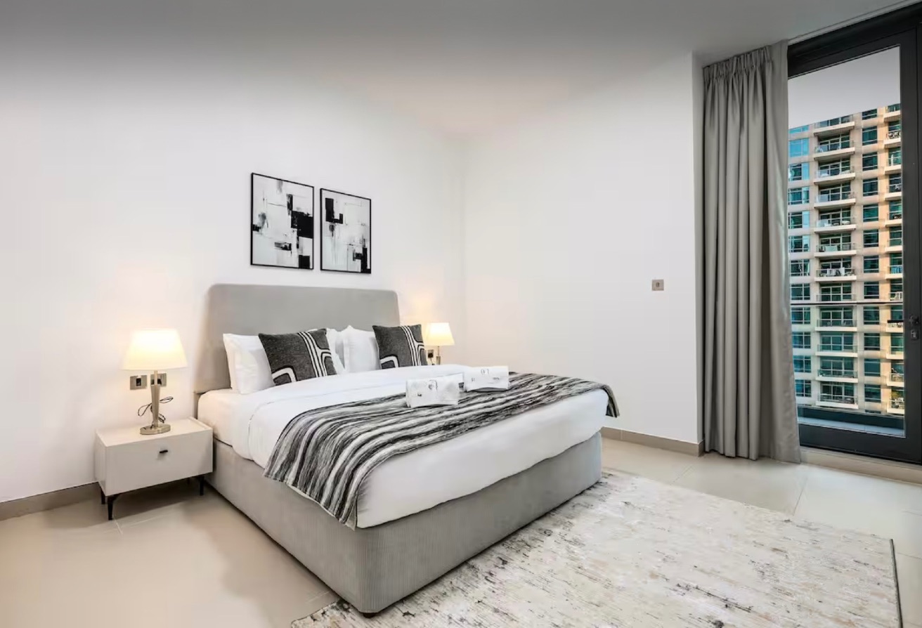 Dubai Marina 15