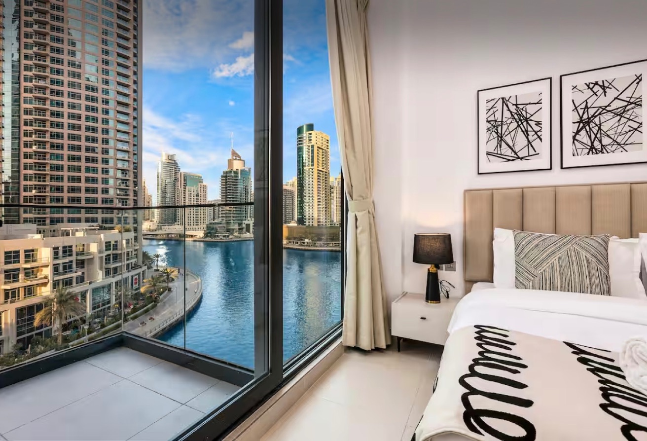 Dubai Marina 13