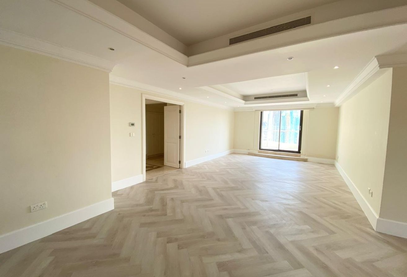Jumeirah Beach Residence 4