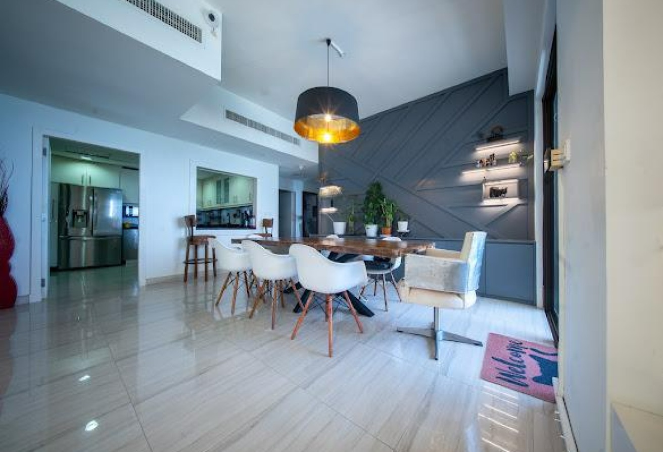 Jumeirah Beach Residence 4