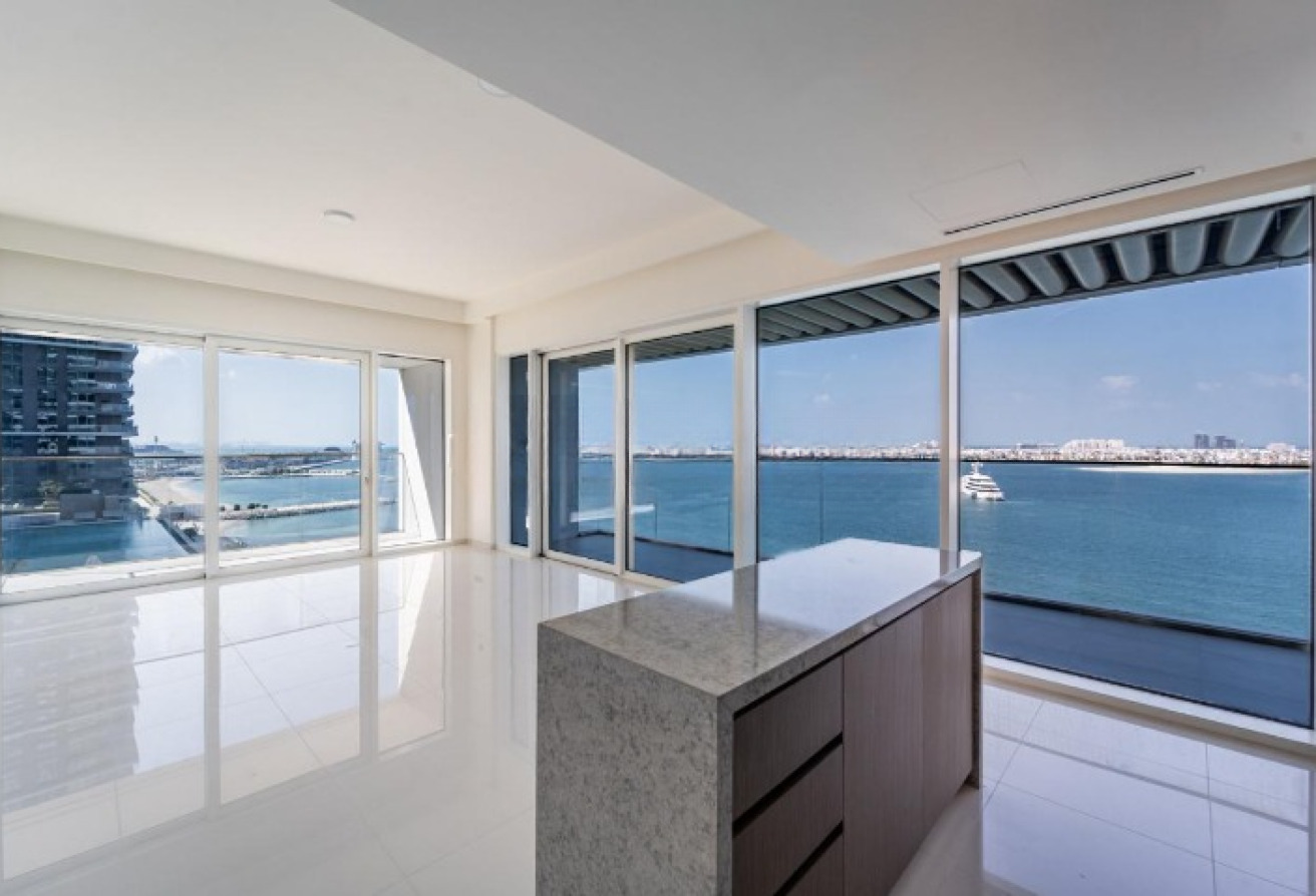 Emaar Beachfront — Full Palm View | Tenanted | Private Beach Access