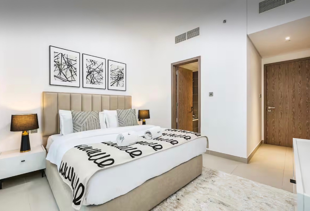 Dubai Marina 12