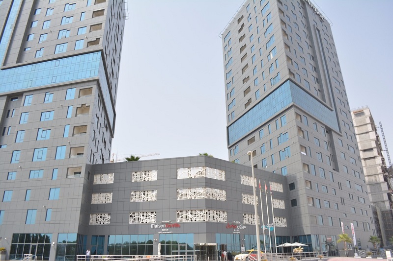 Ready to Move | Racetrack View | High Floor