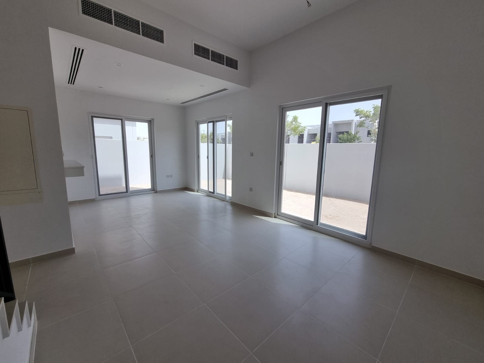 Genuine Seller | Vacant | Single Row | 4Br +M