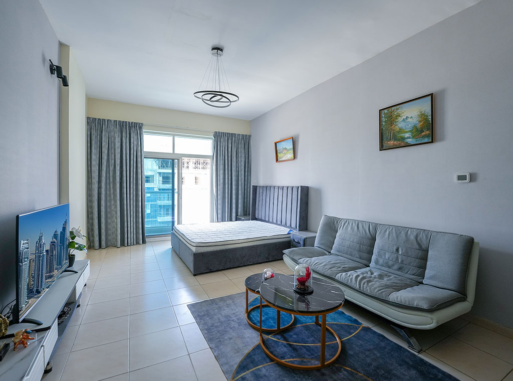 Fully Furnished I Prime Location I Huge Layout